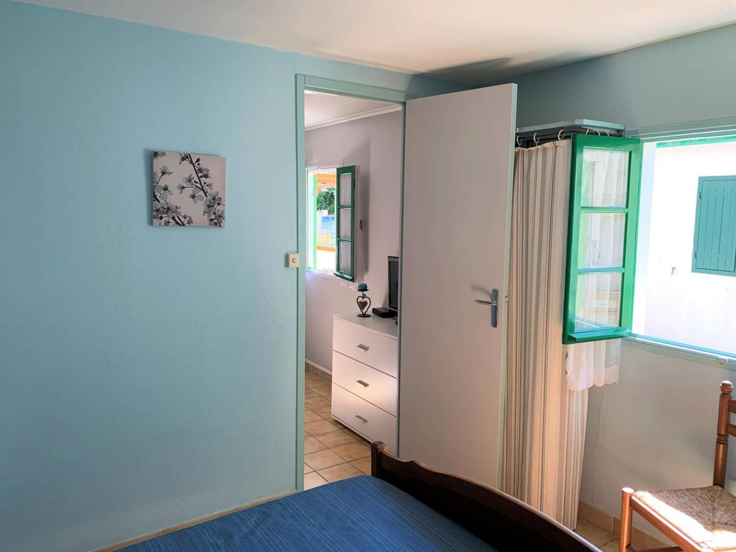 St Georges De Didonne - Agreable Petite Maison Avec Cour - 1 Chambre Saint-Georges-de-Didonne Esterno foto